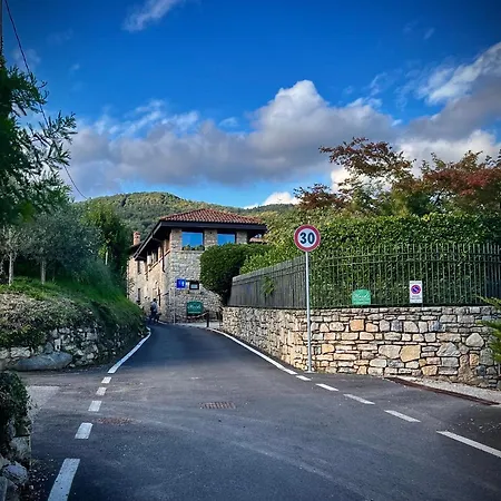 Heidi Bed & Breakfast 4*