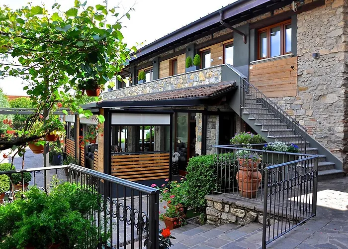 Heidi Panzió Albavilla